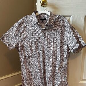 Express Men’s Short-Sleeved Button-Up